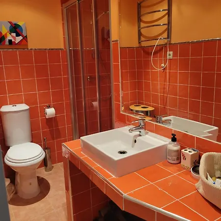 Triplex بيت للعطل