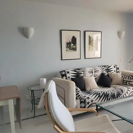 بيت للعطل Triplex ماربيا